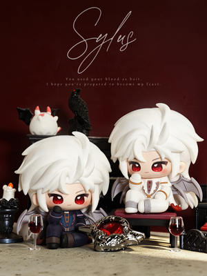 Sylus Silverwing Fiend Figure view 3